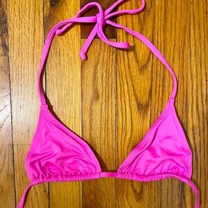 SKIMS Triangle Bikini Top in Taffy